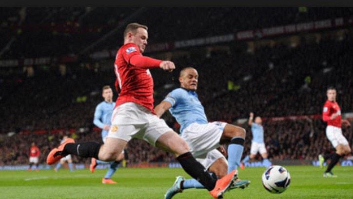 MOTDtweets's tweet photo. Who's the better captain? 

@WayneRooney or @VincentKompany 

#PremierLeague Football http://t.co/ahfLpfXhgT