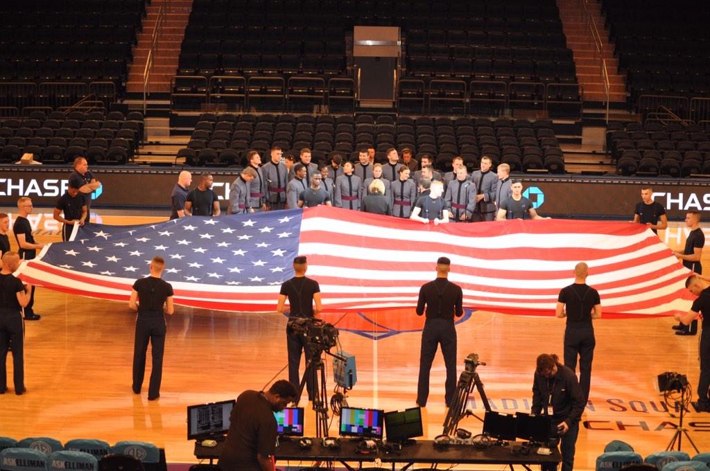 USMAGleeClub's tweet photo. We are honored to be performing with the @usafdrillteam http://t.co/bK3U5mhXff
