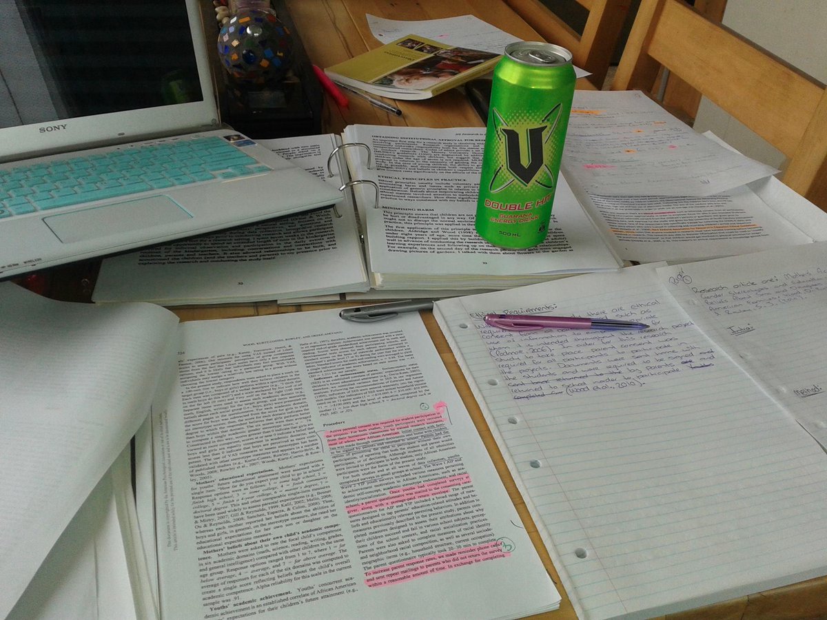 VEnergyNZ's tweet image. Shout out to everyone studying for exams. Tweet us what you&apos;re studying, for the chance to win a tray of V! #Vstudy