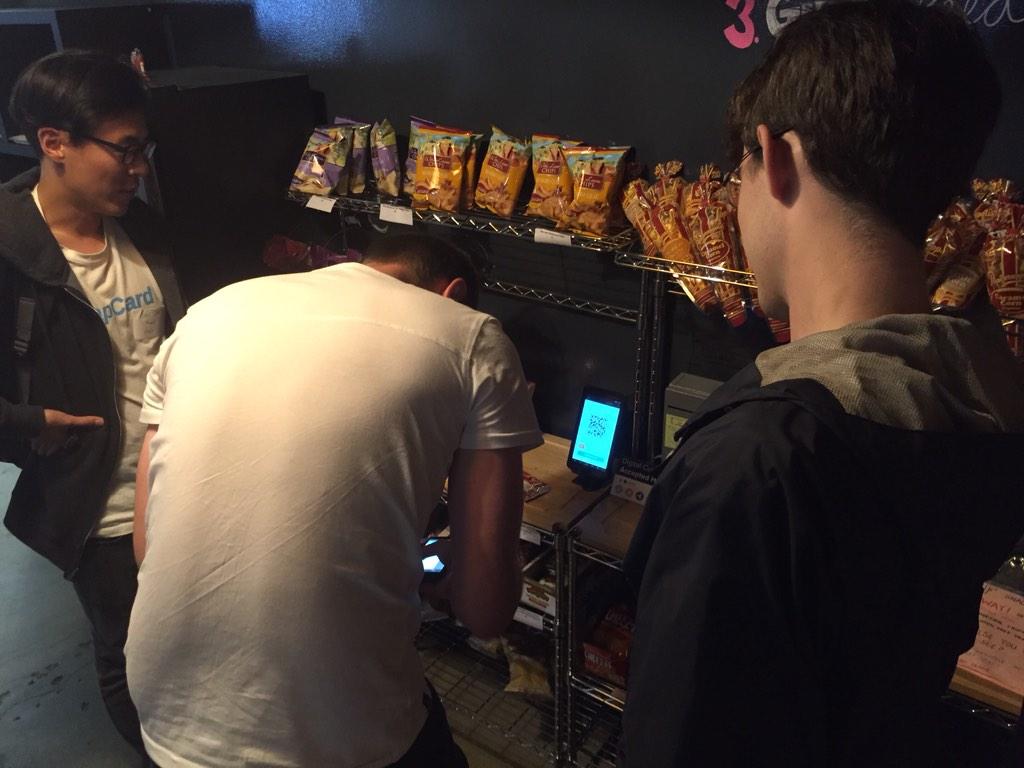 ChrHansen's tweet photo. First @joinsnapCard payment done @Runway_is #integrateSF http://t.co/6cXeBX1VXA