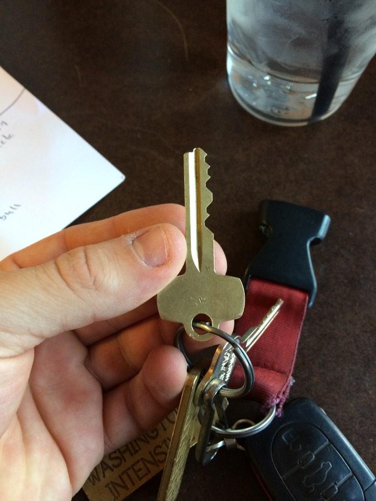 kmoney6093's tweet photo. Look what I got today ☺️ #workkey http://t.co/LOAVFF9BfP