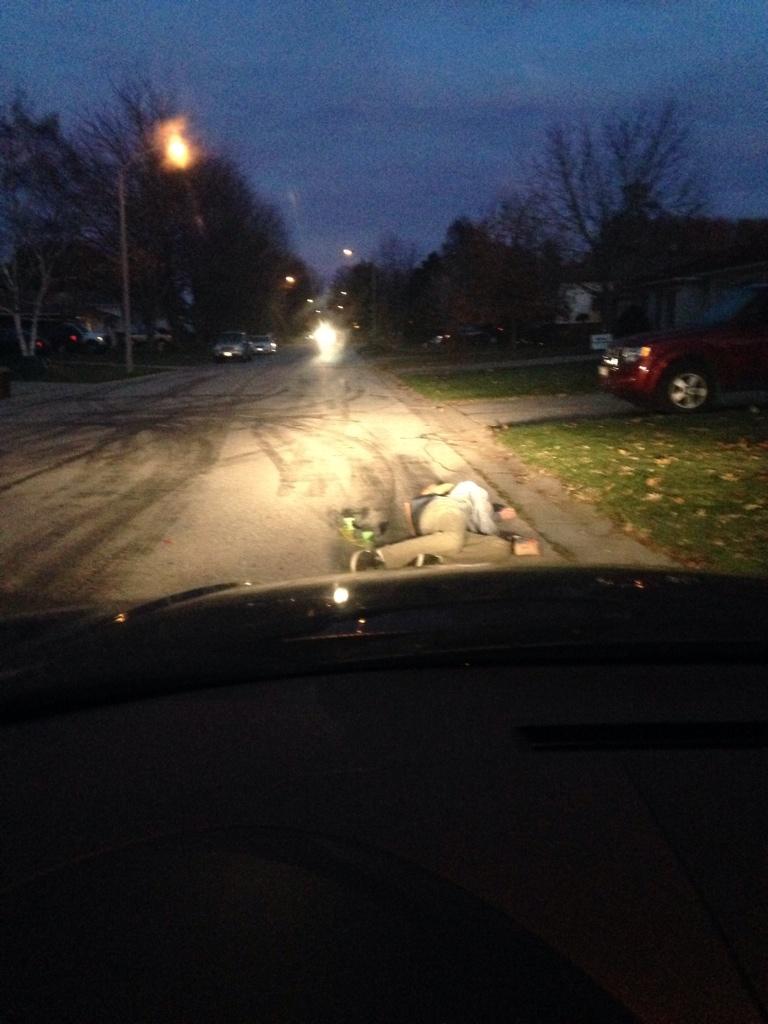 adrianjacobss's tweet photo. Saw @Travissmayville skating http://t.co/lNuzWGlvBN
