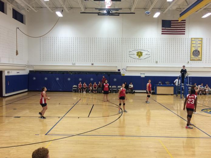 CommunityMPH's tweet image. MPH girls modified volleyball game!!