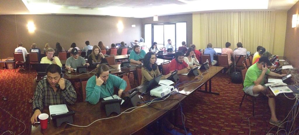 bbarrett18's tweet photo. Phones are rocking here in Lafayette tonight.  Time to beat Landrieu.  #V365 #geauxred @MattMasonGOP http://t.co/VIobNImUsW