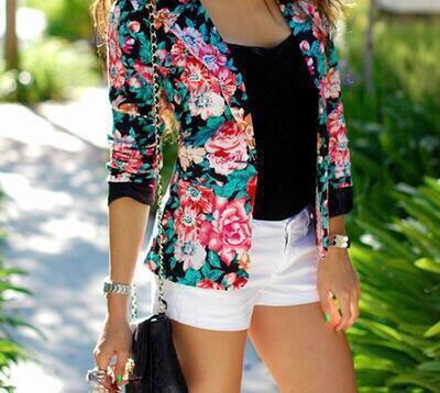 GirICloset's tweet photo. the right outfit to wear according to your age! OMG these are 
so accurate 😮👉http://t.co/PtjGur5ei7

. http://t.co/Z8LNgGuTUi