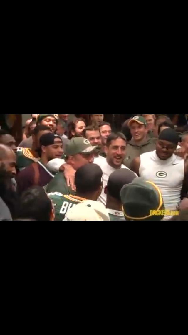 So much love on this team The boys sang Happy Birthday to HC Mike McCarthy after yesterday blowout win over the Bears 