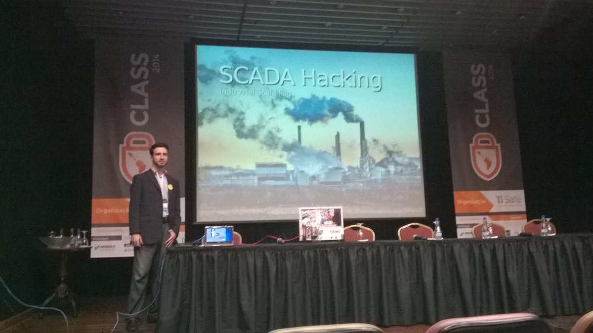 jseidl's tweet image. Pic of me at my #class2014 presentation &quot;#SCADA hacking, industrial scale fun&quot; (disguised on a suit)
