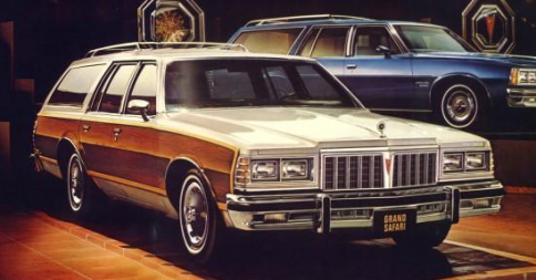 cgautomotive's tweet image. The 5 Most-Expensive American Wagons of 1978: blog.consumerguide.com/5-expensive-am… … #truckster #colonypark #Estatewagon