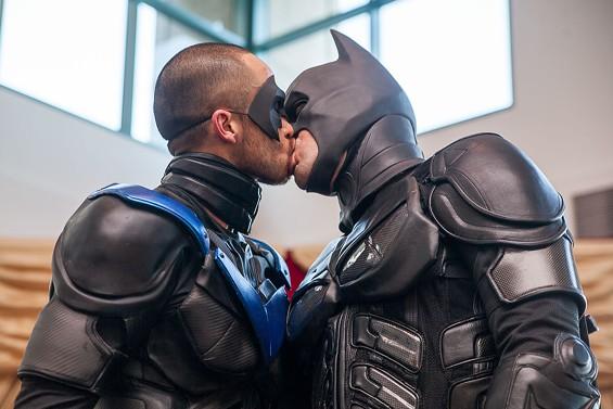 aflores's tweet photo. RT @jay_oh_ess_ee: HOT. RT @LAWeekly: #BentCon 2014: #LGBTQ Nerdery at Its Best (PHOTOS) http://t.co/YwyD8aWIed http://t.co/0BOBY39t0t
