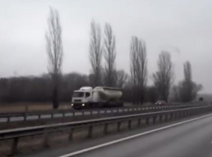 Из России ежесуточно террористам идет до 2-3 конвоев снабжения, - Тымчук - Цензор.НЕТ 4703