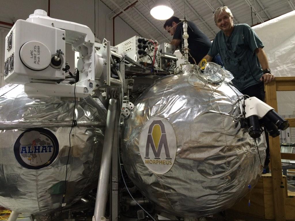 jmcarson3's tweet photo. Another view of our new #ALHAT optics for the Nav Doppler Lidar riding front seat on @MorpheusLander http://t.co/jAFCPucy2m