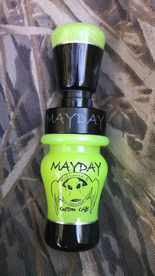 MaydayCalls3's tweet photo. New mayday logo shows up good on the green. Who likes the new logo. #maydaycalls #lovethecolorcombo http://t.co/mLuxcLGrnO