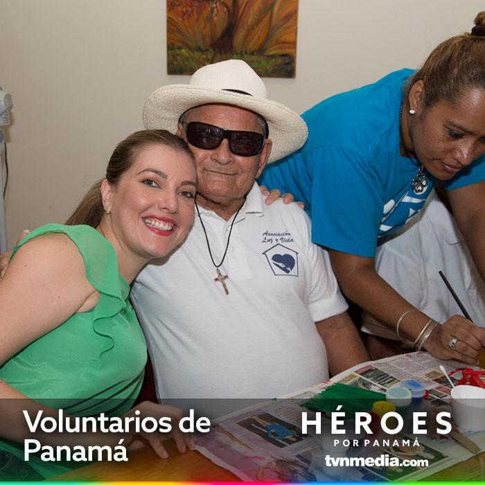 tvnpanama's tweet photo. El 20% de la población panameña en áreas urbanas practicó el voluntariado en el último año #Héroes2014 @ivettcita http://t.co/DjoCY2e90d
