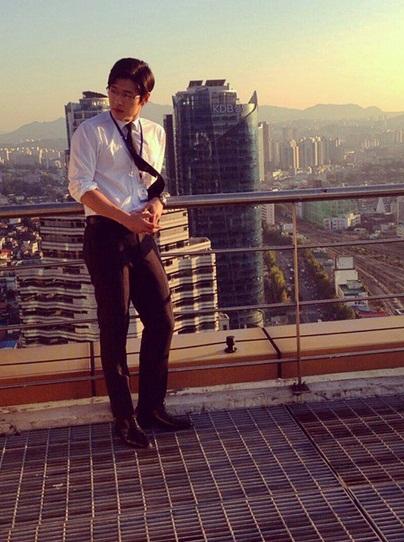 B2IMlvOCcAIWhJP.jpg:large