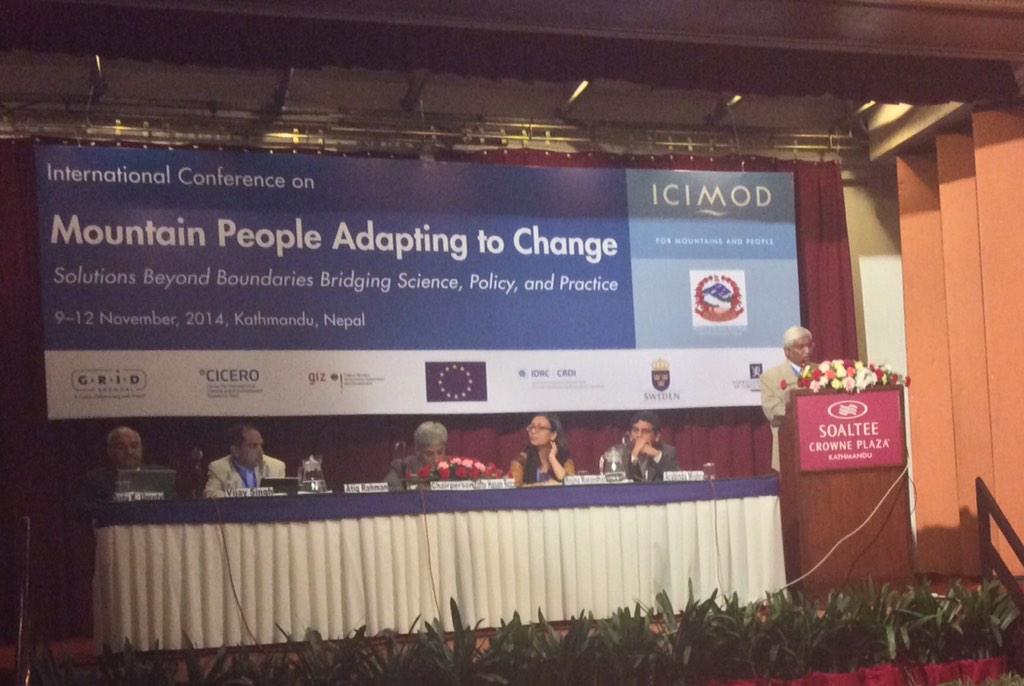 Key challenge is to bridge local and scientific knowledge and policy says Atiq Rahman #adaptHKH