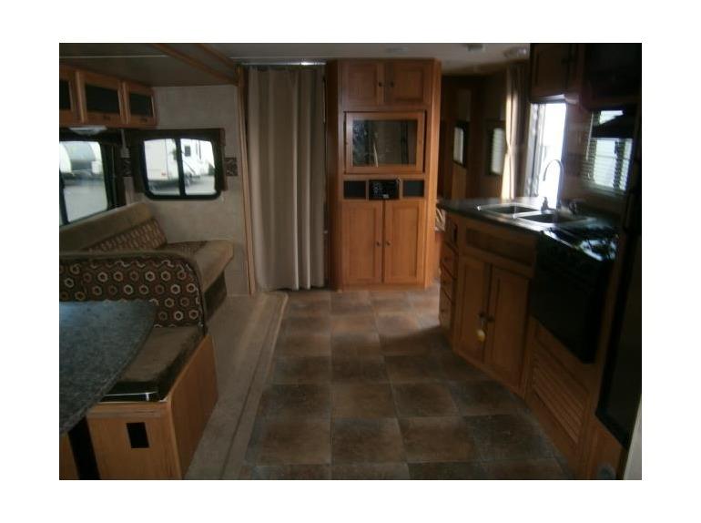 UsedRvsMTRhomes's tweet photo. As good as new 2014 #Heartland Wilderness 2775RB #Traveltrailer in Syracuse @ http://t.co/6gh7s1jrcw http://t.co/aCmIJU1uFy