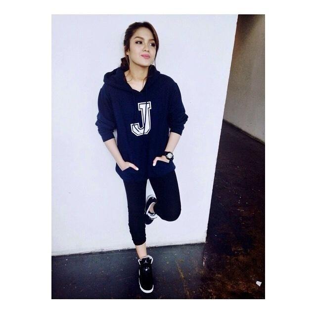 QueenJaneOineza's tweet photo. Ganda talaga!! Simple yet beautiful ❤ @itsJaneOineza http://t.co/ARgpQcUww1
