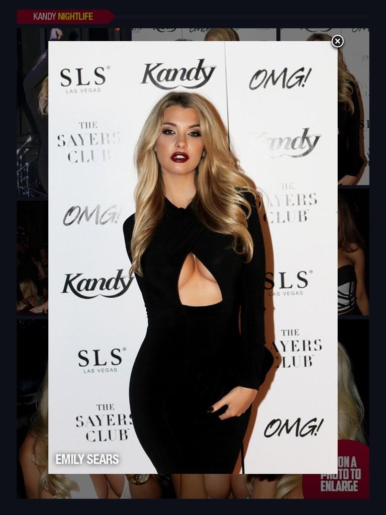 kandy_magazine's tweet image. Join us in wishing a Happy birthday to #kandygirl @tweetemilysears