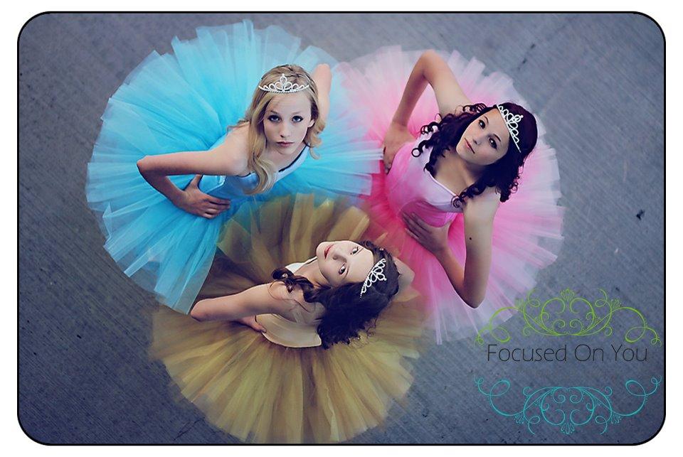 tutumkr's tweet photo. #Tutuart #trio Basic stretch tutus http://t.co/JYrzVmq9J8