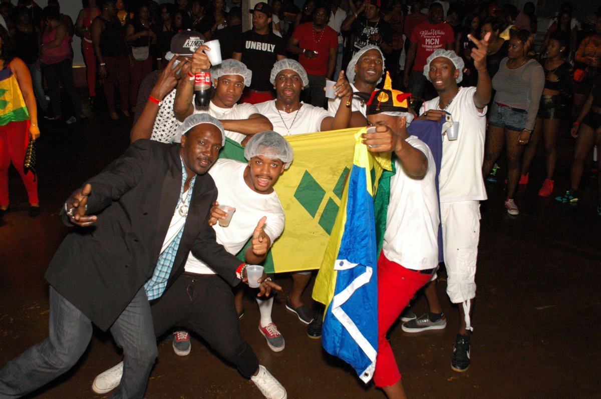 mpfirm's tweet photo. De Vincy Crew bless up #FiremanHooperShow #UnRuly #VincySoca @Xcellentz @vincyboy @vincyboy99 http://t.co/95McuavI81