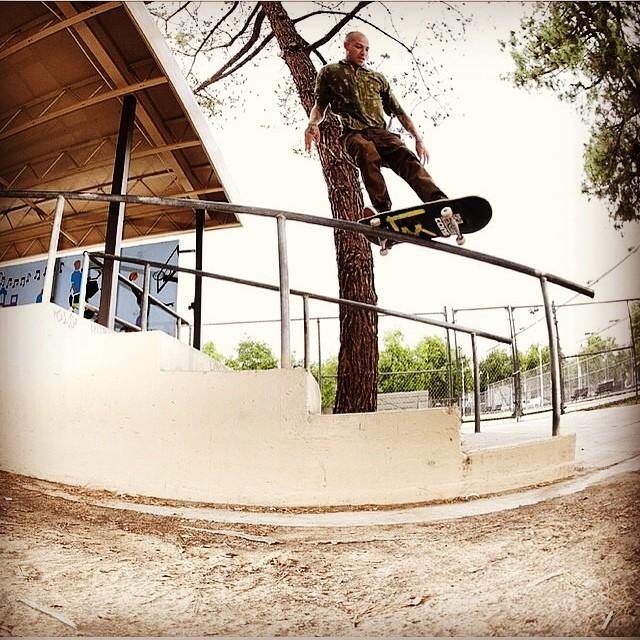 mininginvestor_'s tweet image. @nick_trapasso with a Front Feeble, B!!📷: @jtrhoades #NICKTRAPASSO #LIFEEXTENTION #EXTENDIT by leskateboards