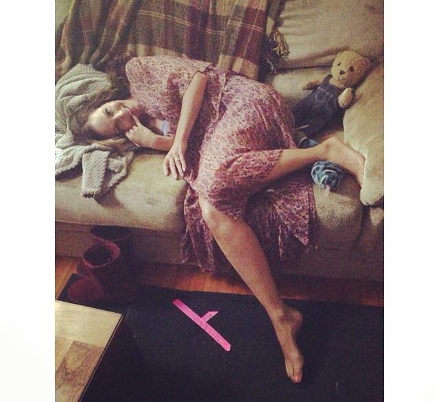 juliebenz's tweet photo. โค๏ธU!!! RT @katebosworth: That's a wrap on the beautiful and oh so talented @juliebenz ... โค๏ธ you #LifeOnTheLineMovie http://t.co/JlGzD1KGyV