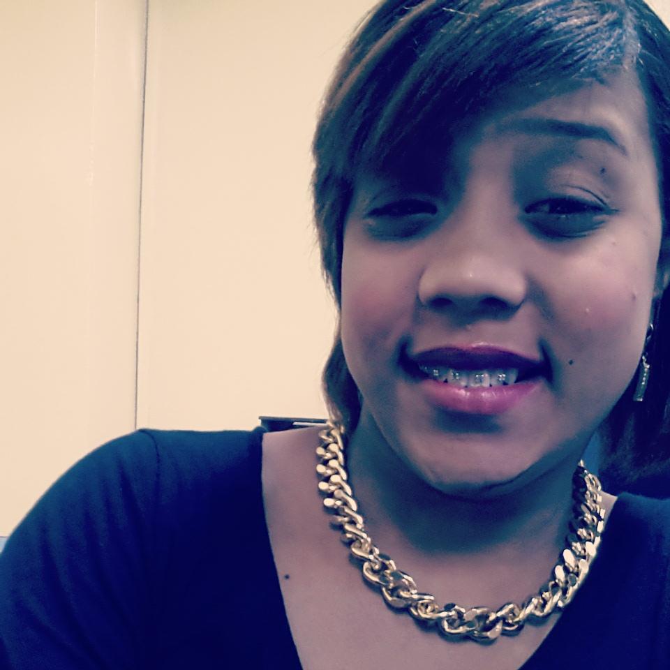 AbigailWanda's tweet photo. Tienes q parallll tu enviada chica. http://t.co/nwuR5iYElm