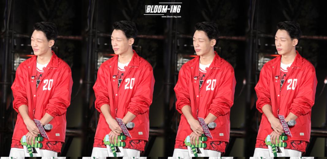 Blooming_modern's tweet photo. 윙크 한 방... 😉
😭😭😭😭😭😤😤💕 http://t.co/hlidYeMQDH