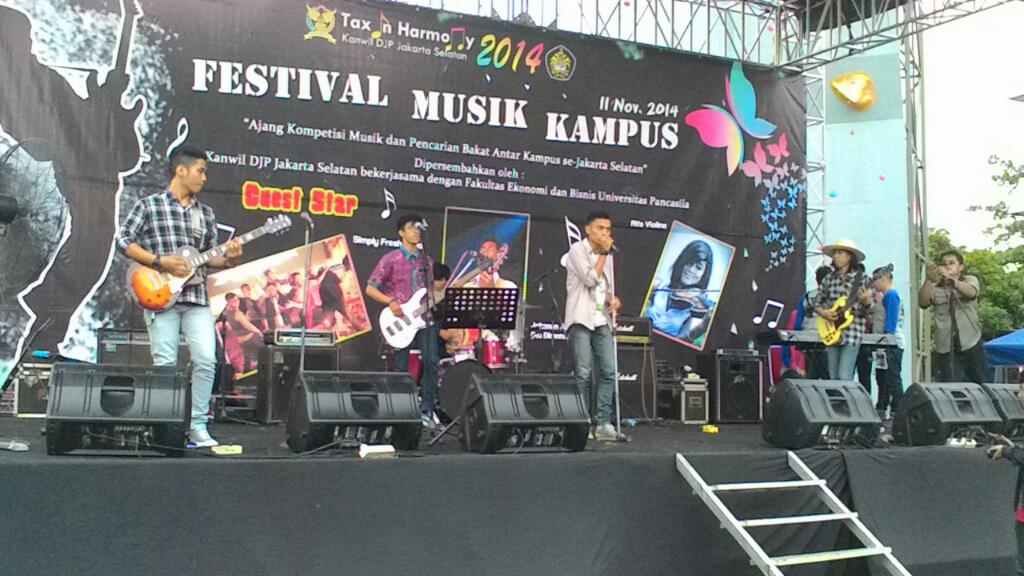 #TAXCUP #TAXinHarmony Nah, sekarang saatnya ajang adu bakat antar tax center. Yg pertama maju, teman2 dari UP ^^