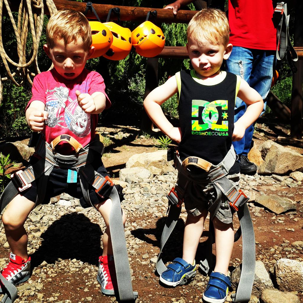 ShaunLg's tweet photo. After flying it's zip lining with the boys also at @ClarensXtreme. Great guys. Look them up!! #Clarens #familyfun http://t.co/7eLJZ0eJYI