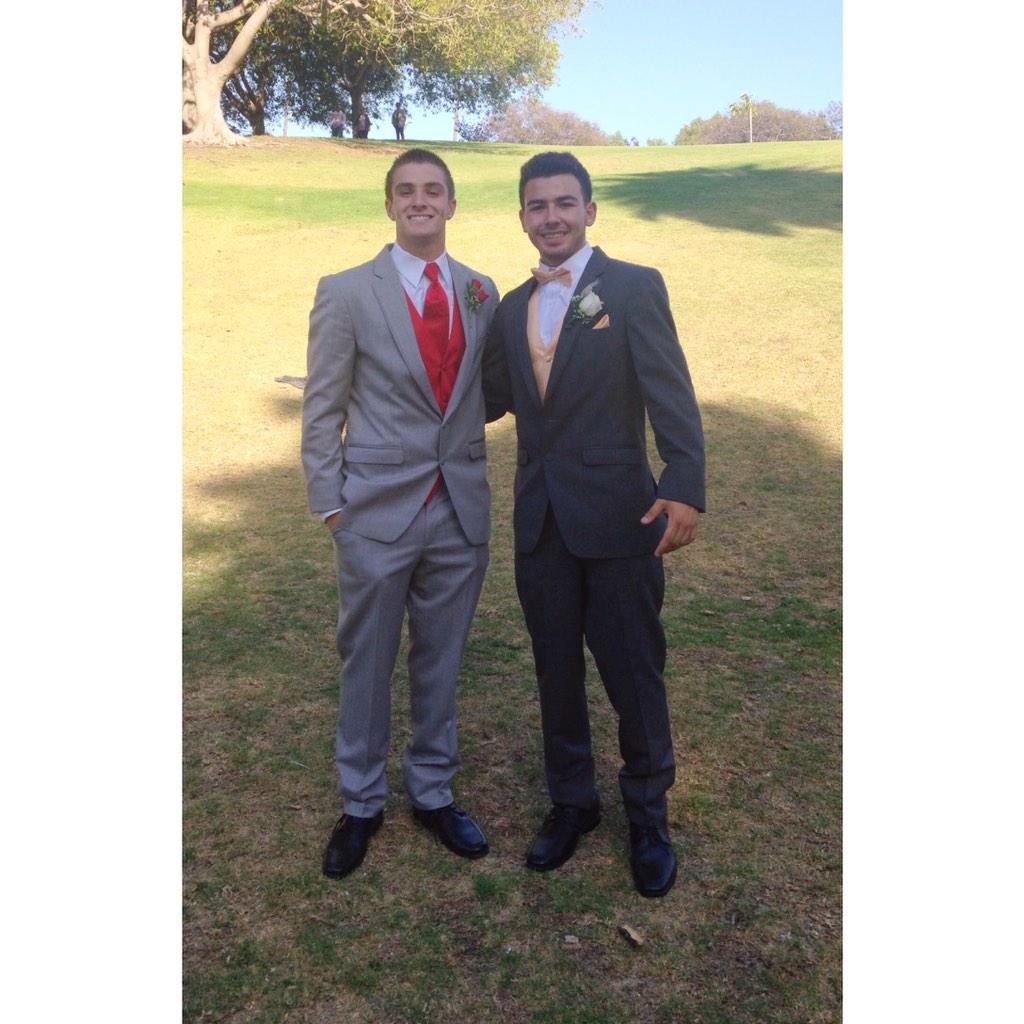 HAPPY BIRTHDAY RICKY RUBIO    hope you had a good one brotha I miss you and the memories hope all is good man    