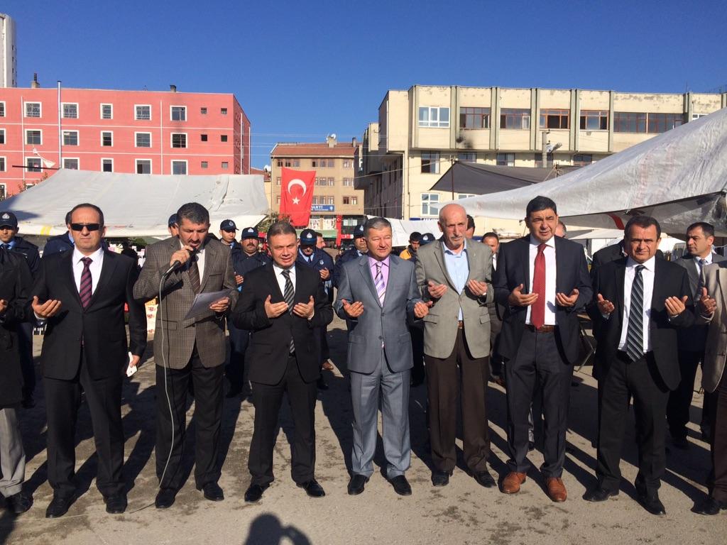 cauvinfrederic's tweet photo. BAŞKAN @Lokman_Erturk ‘LE AHİLİK GELENEĞİ KAZANda @Lokman_Erturk http://t.co/LYY2G96Txt
 #LokmanERTÜRKle11AltınYıl