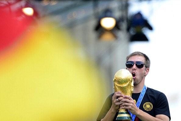 Happy 31st Birthday to Philipp Lahm. A German legend. 5 Bundesligas, 5 Pokals, 1 Champions League, 1 World Cup. 