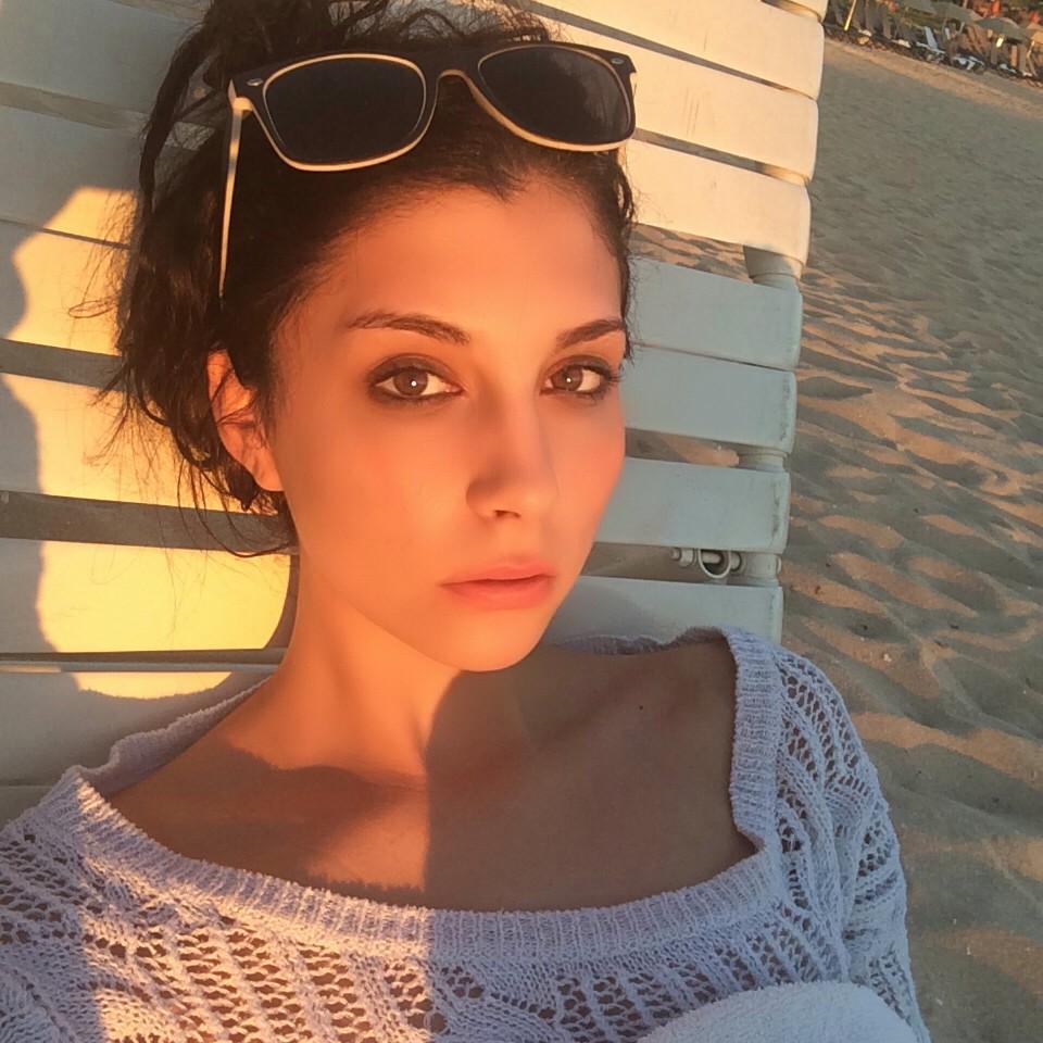 Astarisborn1993's tweet photo. Picture from earlier. #datlightingdoe http://t.co/kgAGGFIbX0
