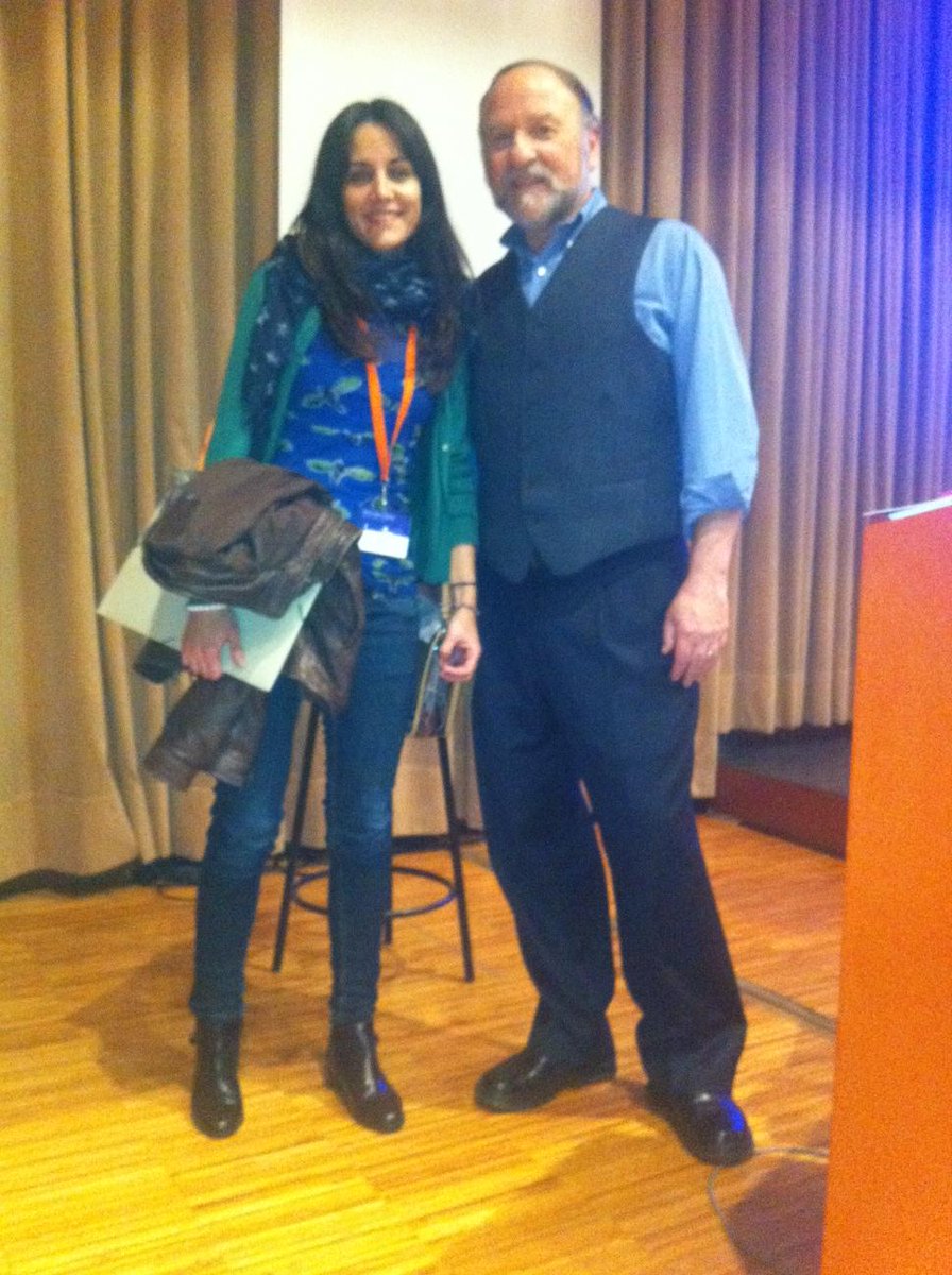 AutismoSmartia's tweet photo. RT @autismoleon: Segundo día de #ScertsModel con Barry M. Prizant, y deseando que comience el @Congreso_AETAPI 2014! http://t.co/4FOiy8NsUH