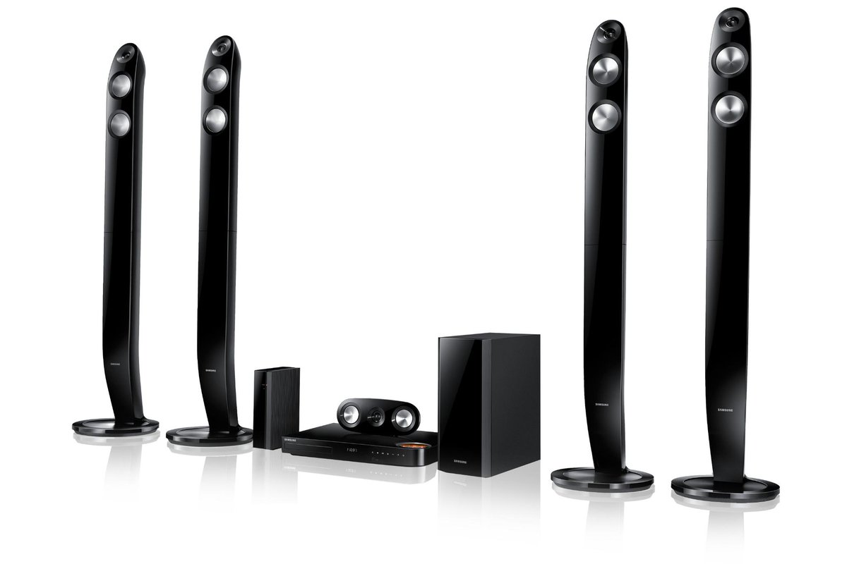 Benolives's tweet photo. Christmas comes early...great offers on home theatre systems http://t.co/X83j4r6ynO