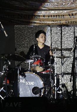 Selamat Ulang Tahun Drumer Kami <a href="/semmuell/">Samuel Simanjuntak</a> makin d berkatiiiii :D