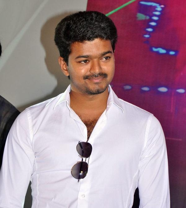 VjCurrentFilm's tweet photo. #Vijay58 A song has shot featuring over 100 dancers on a grand set erected near ECR beach near #Pannaiyur, yesterday. http://t.co/n3Uk3uicS9