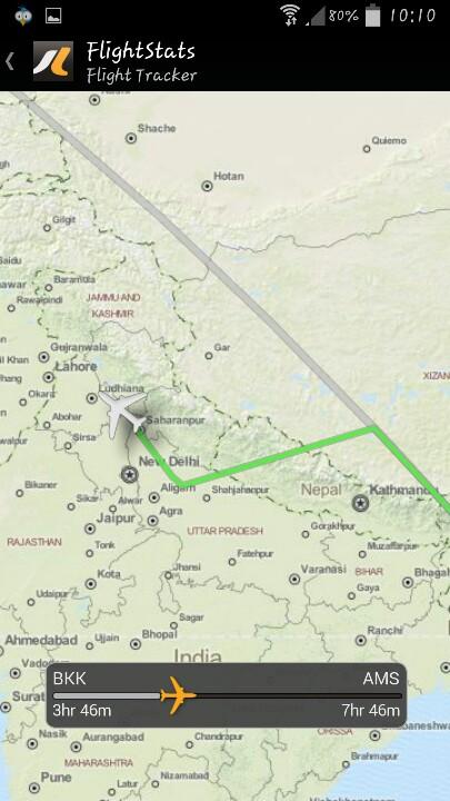 sandrawanders's tweet photo. Super leuke app ... mams komt weer dichterbij #flightstats http://t.co/bAQ5weI00O