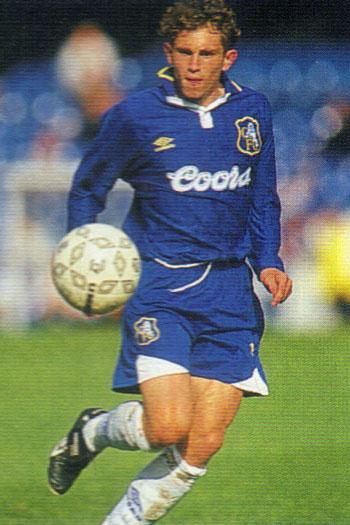 Happy birthday to former Blue, <a href="/nicknjc1111/">Nick Crittenden</a> who is 36 today #cfc stamford-bridge.com/player.php?id=…