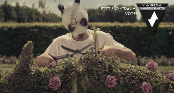 vivaonline's tweet photo. Habt Ihr eigentlich schon für @thisiscro bei den #Jahrescharts abgestimmt? ▶ http://t.co/Gf1kOsZwdZ #VIVACro http://t.co/hzH9pe3FbJ