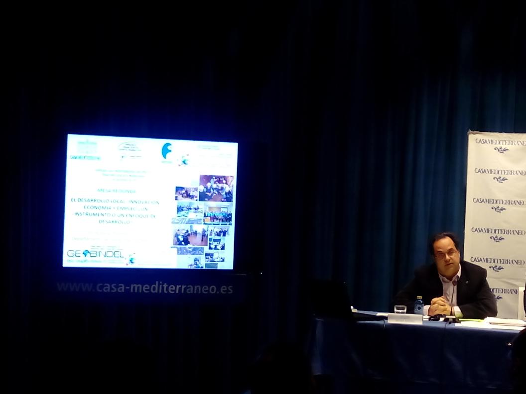 MeriyouPinoso's tweet photo. Intervención @ToniMaPuche  jornada Casa Mediterráneo organizada por @adlypse #Alicante @pepemazon @pclmenteadl http://t.co/LqEiKIwK4f