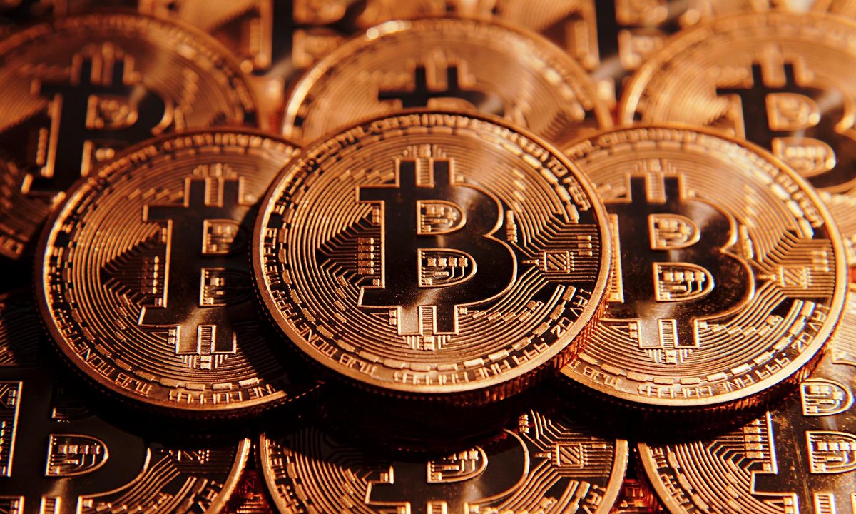 newwavedomain's tweet photo. GET FREE #BITCOIN HERE. 5000 #SATOSHI EVERY 25MINUTES. New Bitcoin Faucet Sites Pay per View!! http://t.co/riZhYMFiA1 http://t.co/0L6yUVnpu6