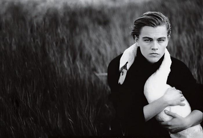 Happy birthday Leonardo DiCaprio! Here he is in one of our favourite shots by Annie Leibovitz:  