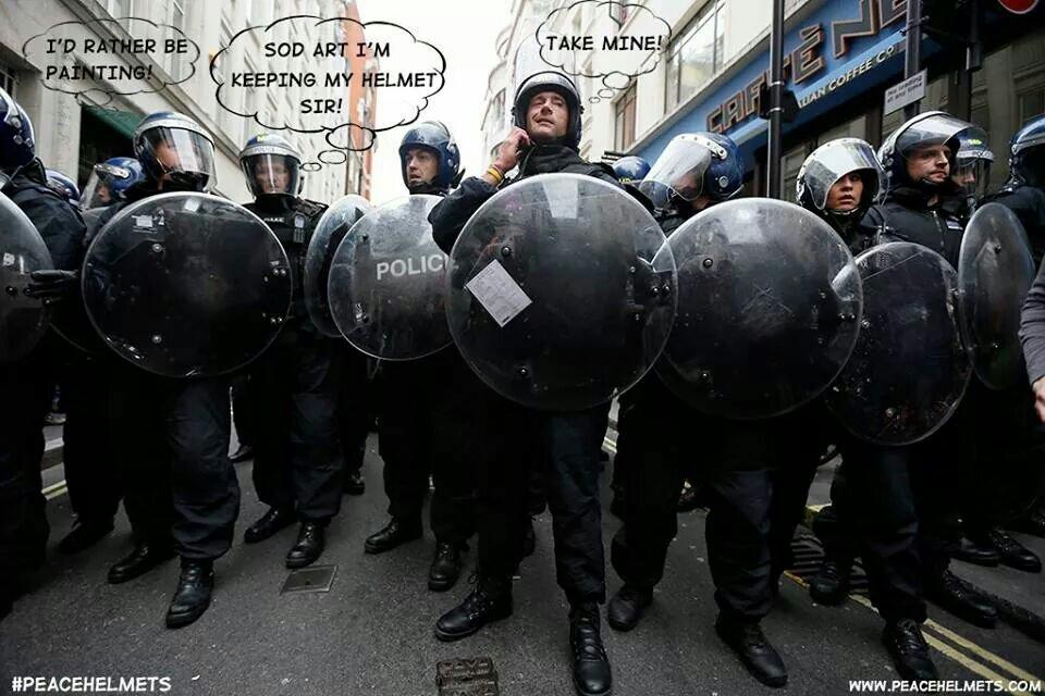 Cansukul_10's tweet photo. Peace Helmet Project - 25 Ex-Issue Riot Helmet  23 European Street art graffiti artist. One goal=Peace http://t.co/qENcmkvUf5