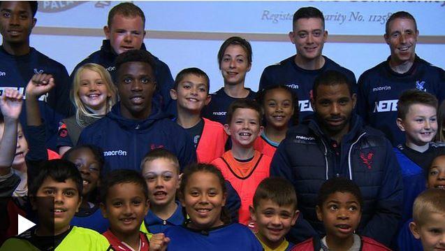 BBCMOTD's tweet photo. Wilfried Zaha &amp; Jason Puncheon help @CPFC fans to stay healthy and in shape http://t.co/7JCzziArwG http://t.co/lmeaAe7aWB