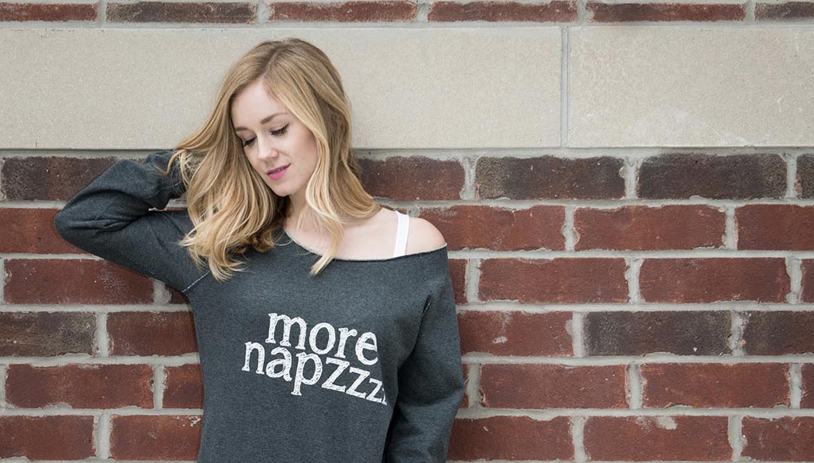 DaintyGirl_TO's tweet photo. We all need #MoreNapzzzz and my @shopeluxe #ConnectedCollection sweatshirt is a cozy reminder! http://t.co/qACiaq674y http://t.co/VqLBijAnvM