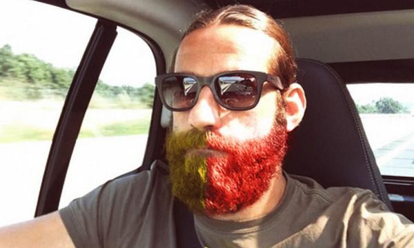 SerieATotal's tweet photo. .@Moscagol gets all patriotic with his @uslecceofficial beard #Flybeard http://t.co/PgekxLKyKi