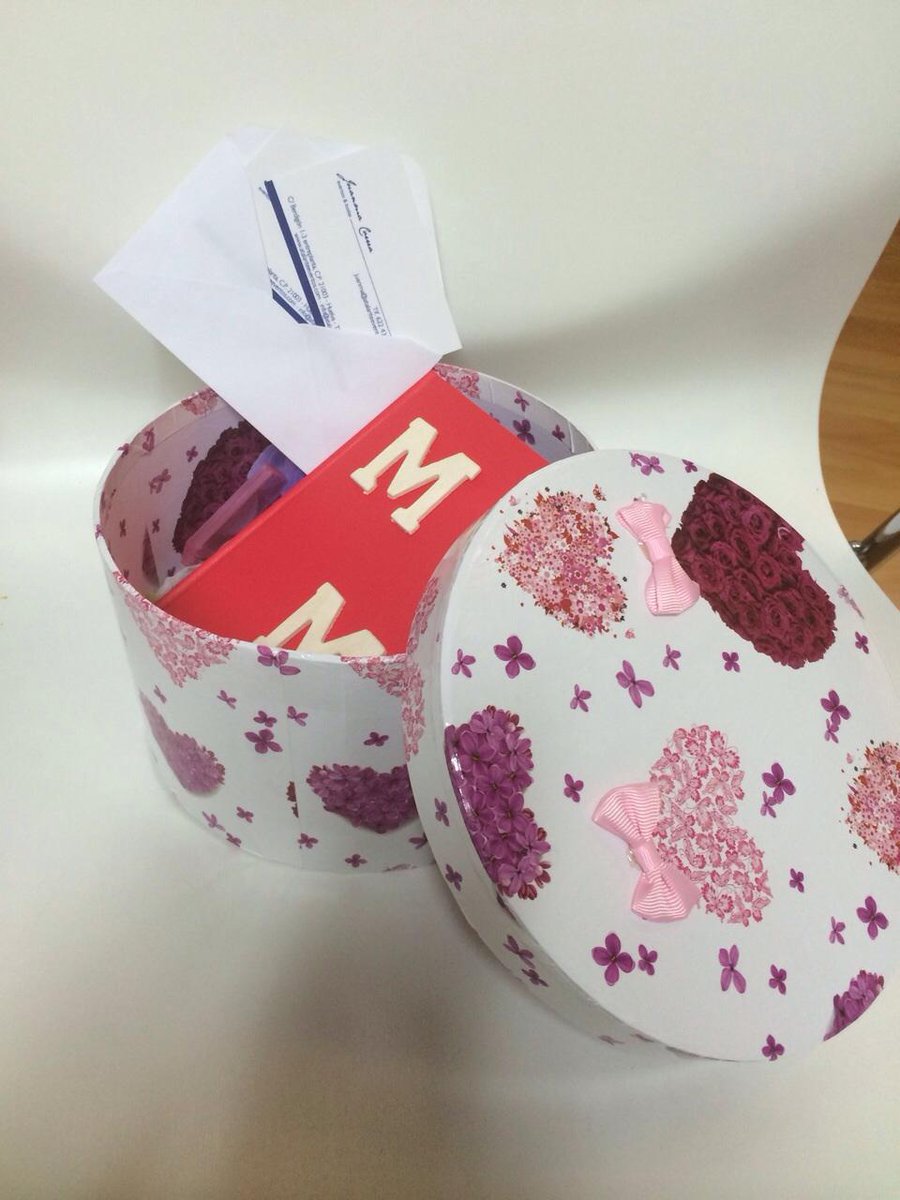 atalanteeventos's tweet photo. TENEMOS NTRA 1ª BODA, con este obsequio les queremos dar la bienvenida a la familia de ATALANTE http://t.co/hYiiRK3FVR