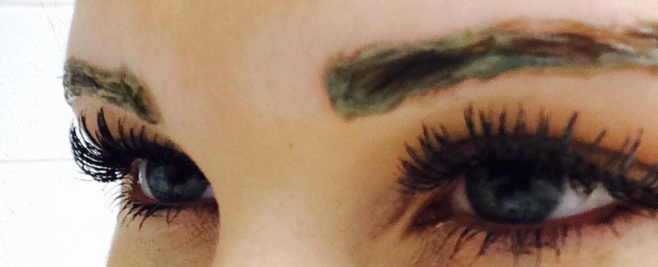 EllaPeers's tweet photo. Brave n risky! @Aliceeey_1 @add_esdale #diybrows http://t.co/lOLYc1XUXV